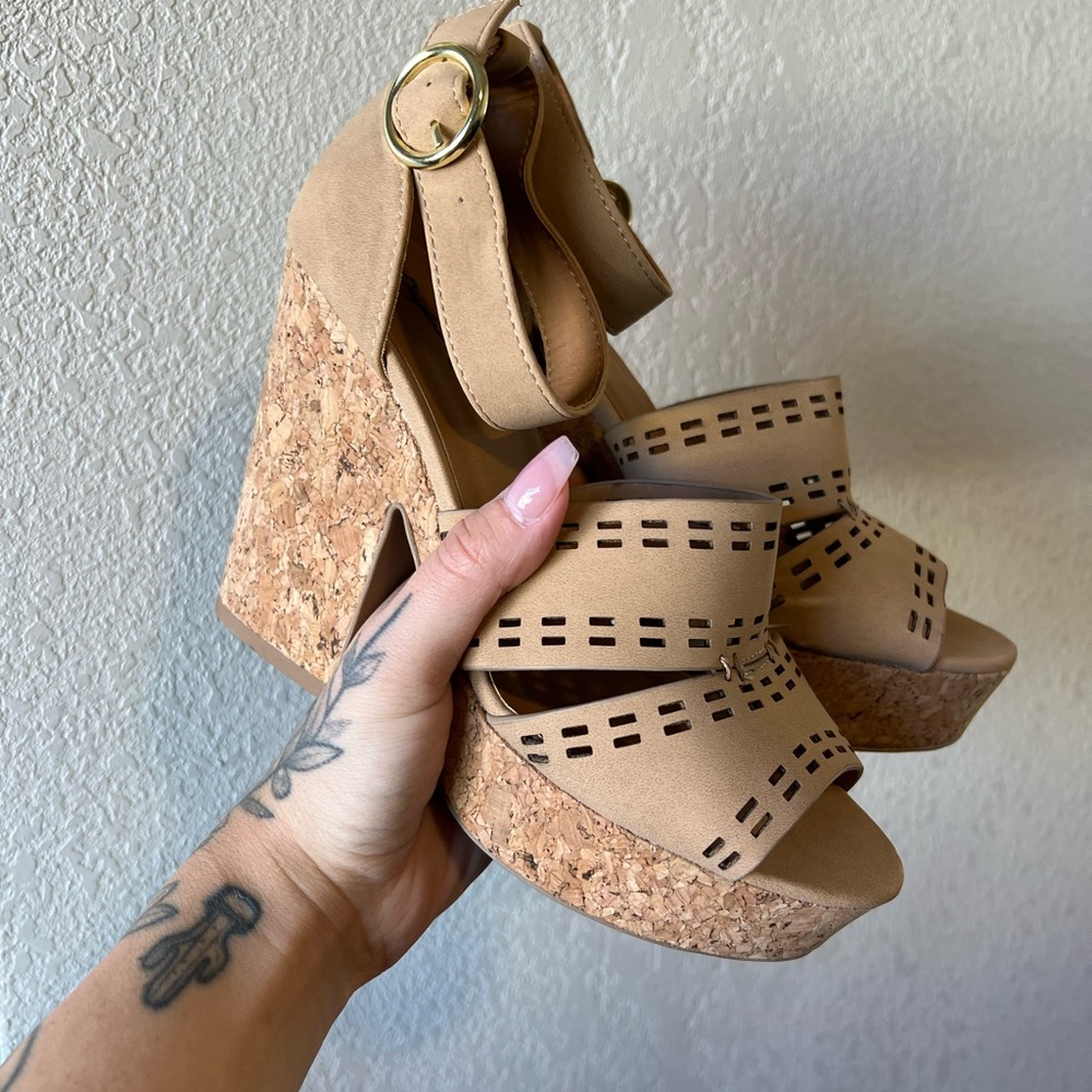 Tan Heels